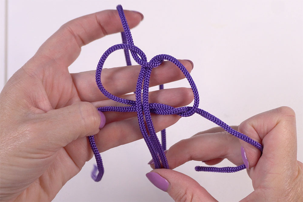 The ULTIMATE Stretch Bracelet knot + 6 Bonus Tips to make it even